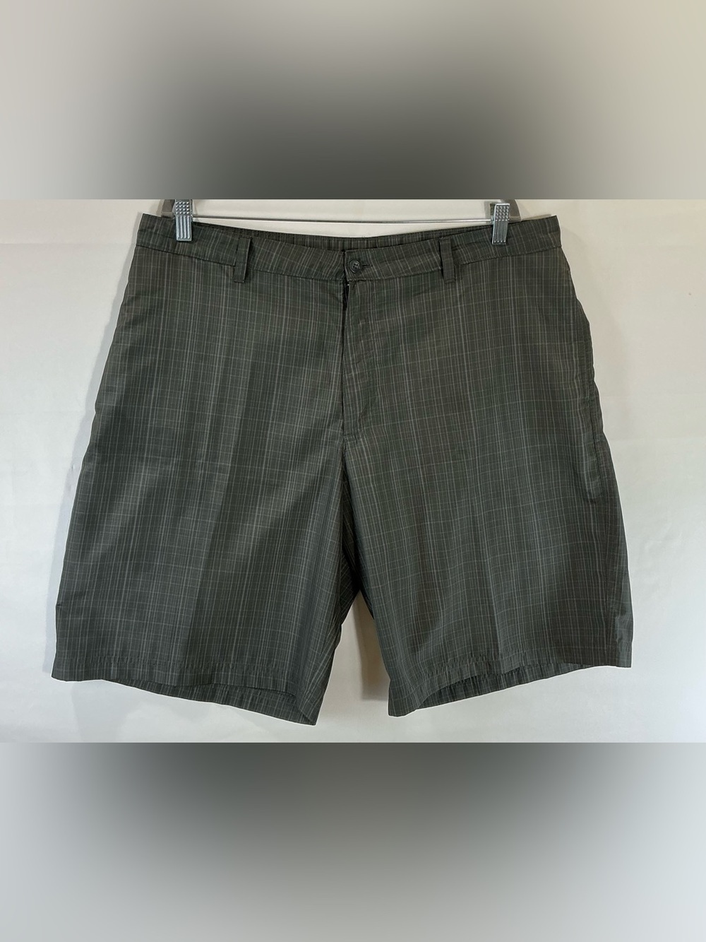 Champion Men’s Athletic Shorts Size 40W Black Performance Casual Shorts